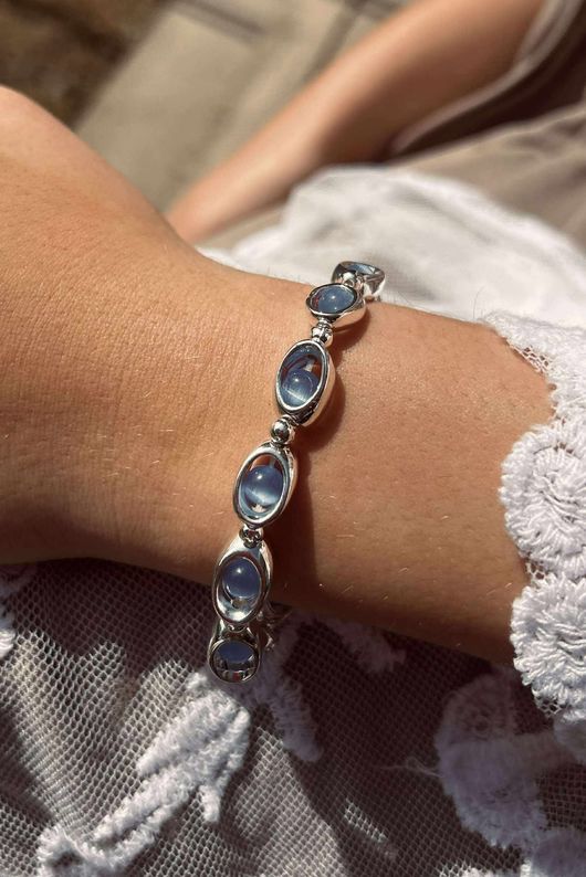 Laundry B Free Spirit Stretch Stacker Bracelet Moon Stone Loop Link Silver Blue